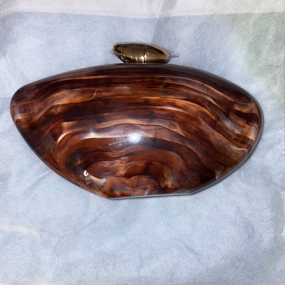 Handbags - New faux shell clutch with gold hardware crossbody